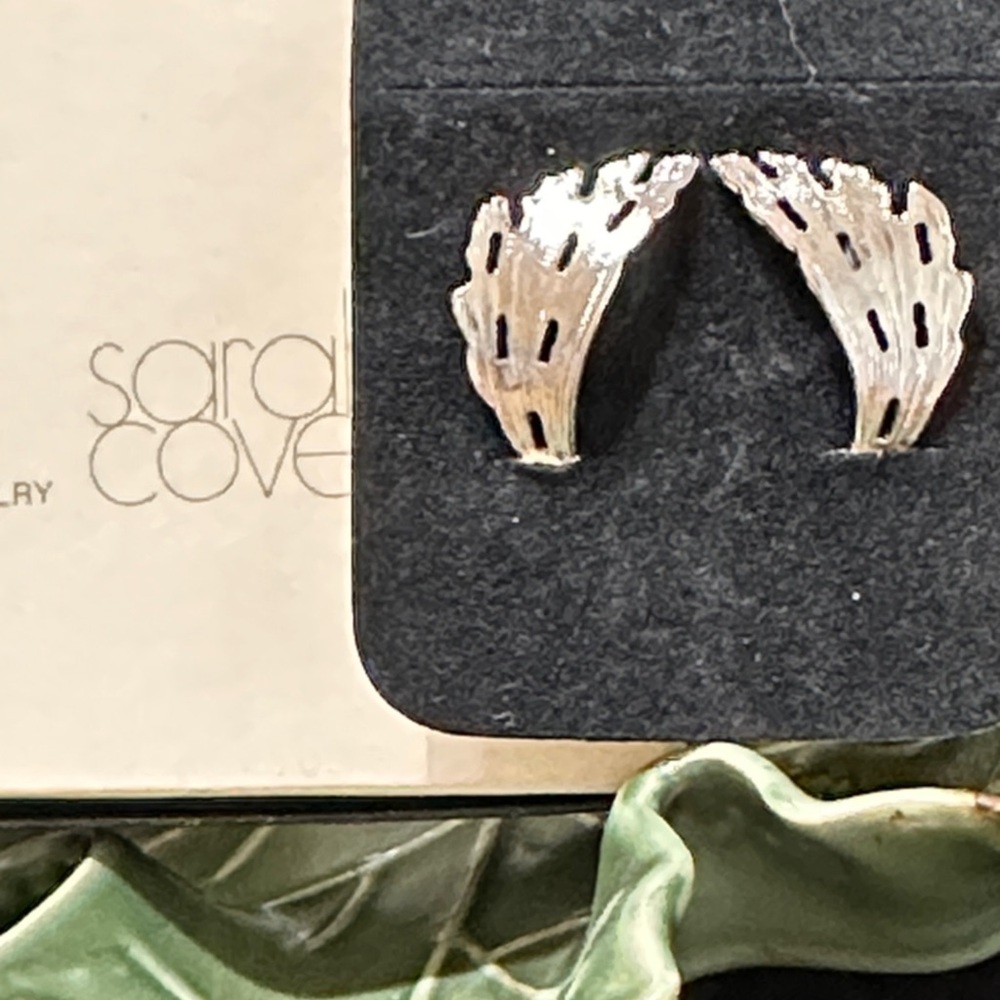 Sarah Coventry Rare Silver Leaf Earrings - Vintage/New in Original box-1”